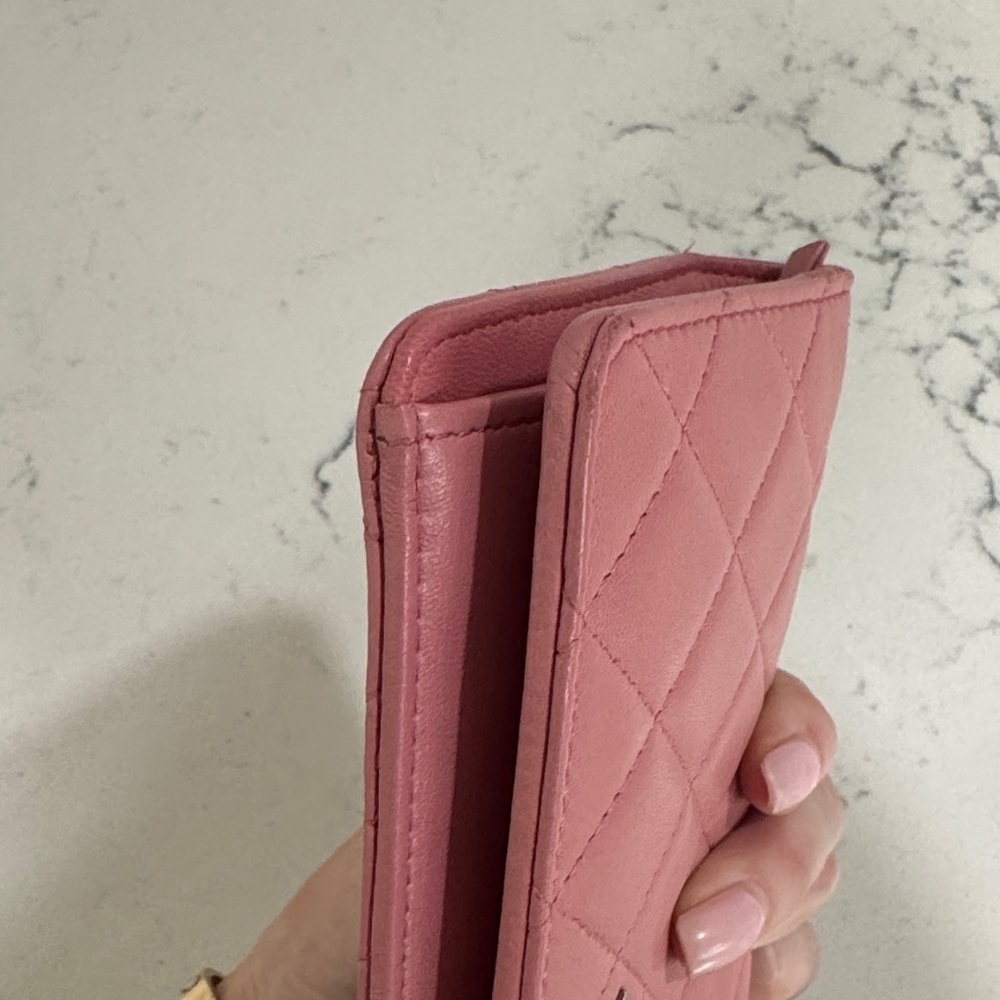 Chanel Pink Quilted Leather Wallet - Picture 5 of 11